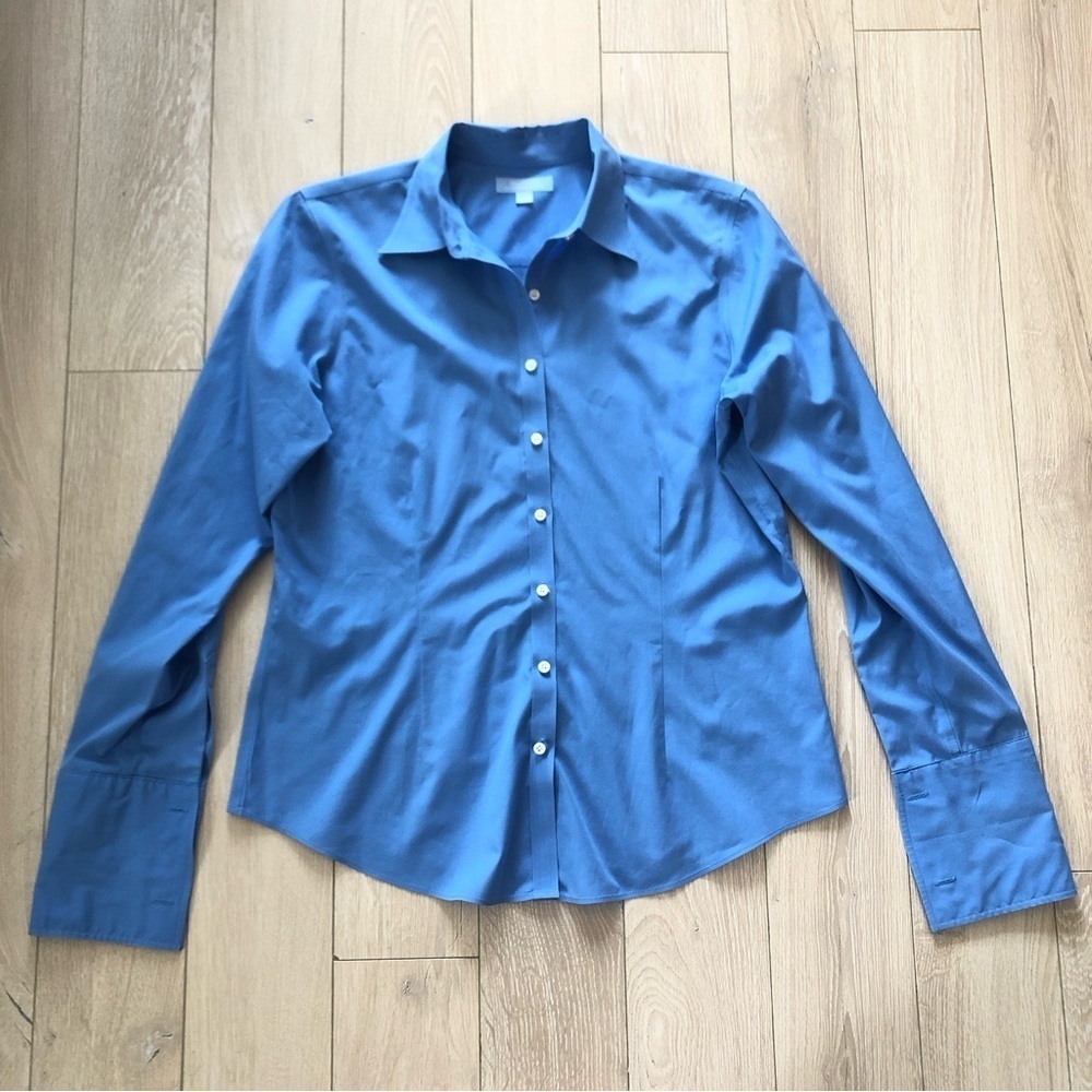 Denver Hayes Slim Fit Button Up Shirt in Light Blue Women’s Size L